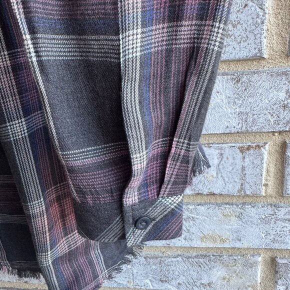 Cloth & Stone Long Sleeve Button Up Collared Plaid Raw Hem Shirt Women's Size XS - Picture 7 of 9